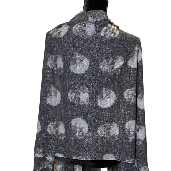 Unbranded Scarf Womens Long Rectangle Black Silver Skulls Halloween Shimmer - Picture 4 of 8